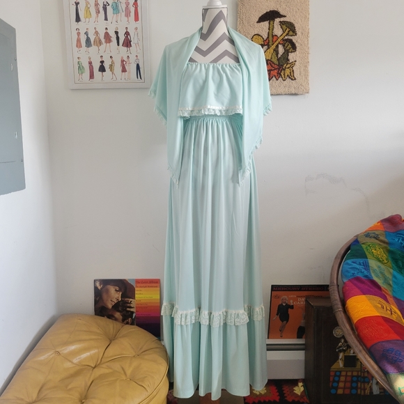 Vicky Vaughn | 70s Vintage Mint Green Prairie Maxi Dress with Shawl - Picture 1 of 9